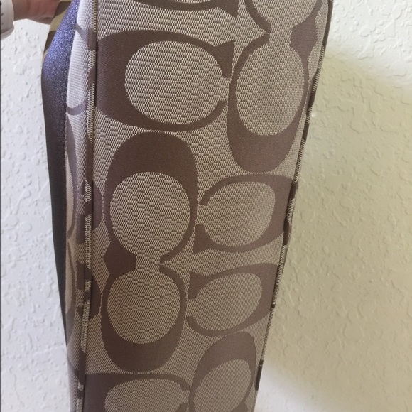 Coach Purse - Picture 4 of 7